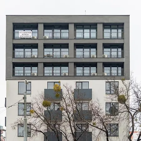 Apartamento Slovakia Castleview Bliss Retreat At Zilinska *