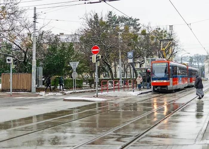 Slovakia Castleview Bliss Retreat At Zilinska 아파트 브라티슬라바